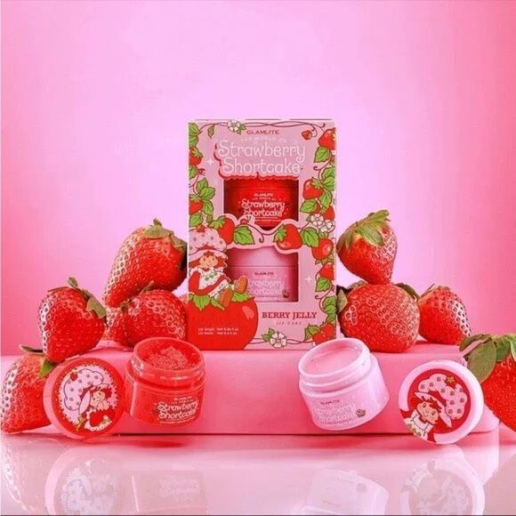 Glamlite x Strawberry Shortcake Lip Care Combo Scrub and Mask - Picture 1 of 6